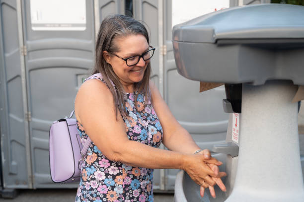 Portable Toilet Options We Offer in Johnsburg, IL